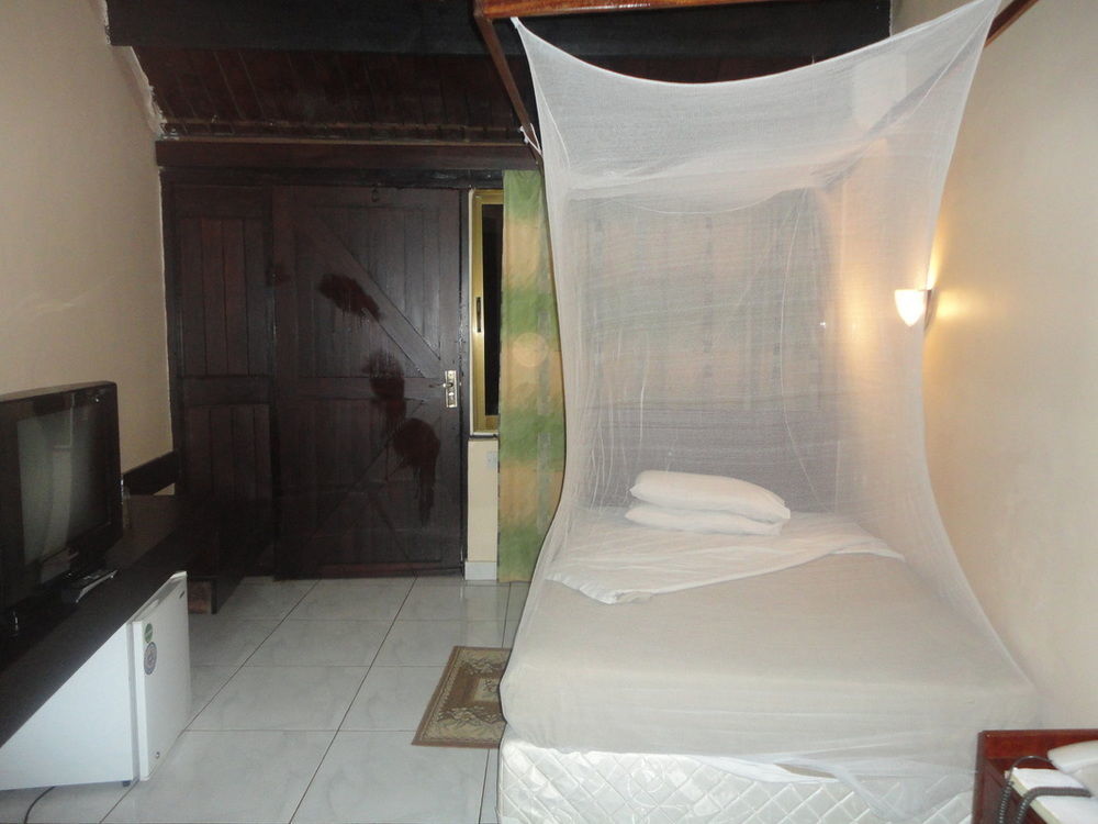 Morogoro Hotel Exterior foto